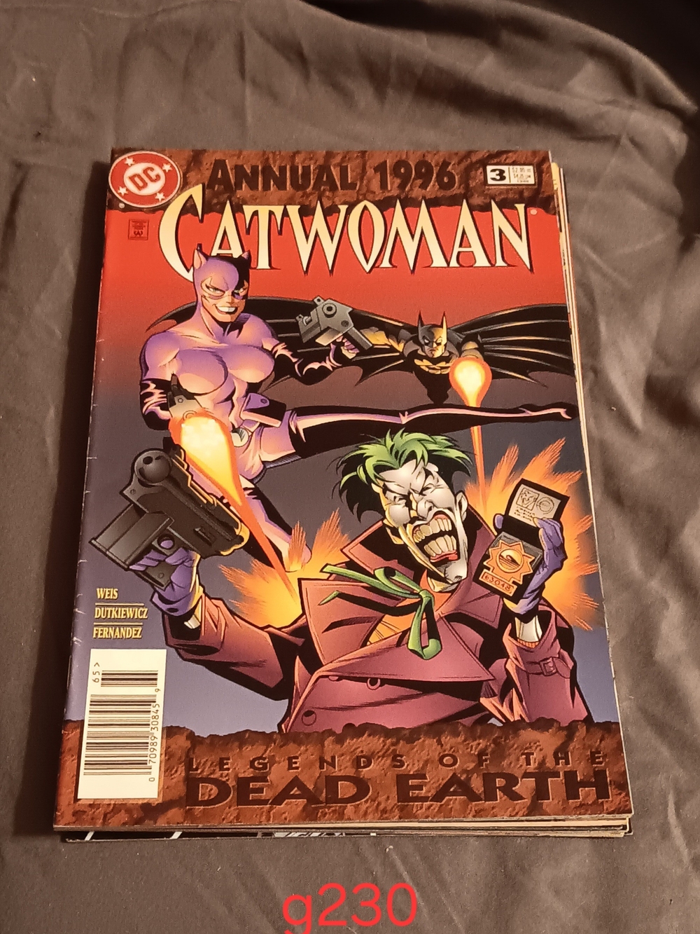 6 Catwoman Comic Books Dated 1996